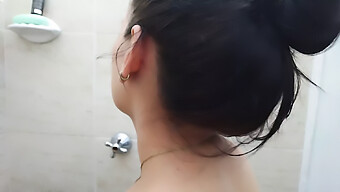 Video Pov Seks Anal Dengan Saudara Tiri: Kaya Dan Intens