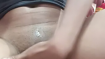 Fingering Orgasm In Homemade Indian Video