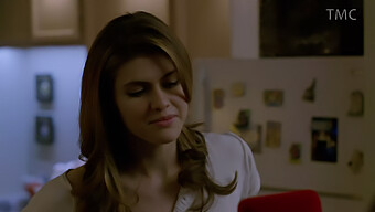 Adegan Panas Alexandra Daddario Dalam Siri Hbo True Detective