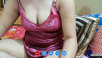 Zrelá Indická Webcam Show S Tesnou Kundičkou A Veľkou Zadnicou