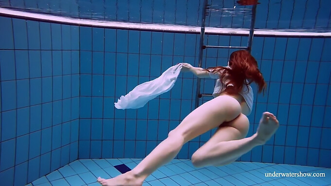 Hot European Girls Swim Naked In Erotic Underwater Show