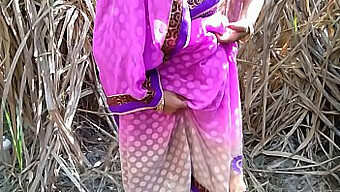 Hindi Porn Featuring Outdoor Sex With Bhabhi And College Coeds